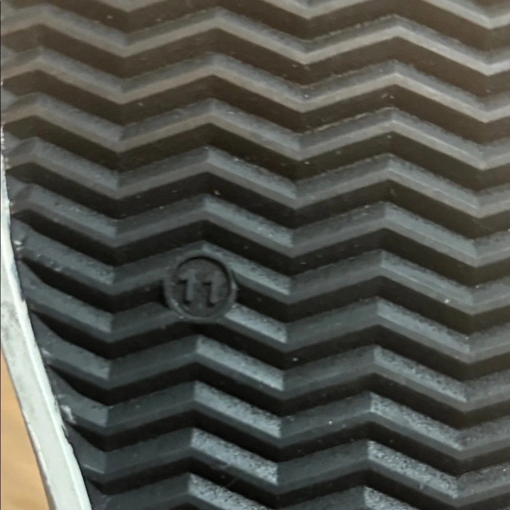 Vintage Havana Women's Sneakers with Gold Star New! - Picture 9 of 9